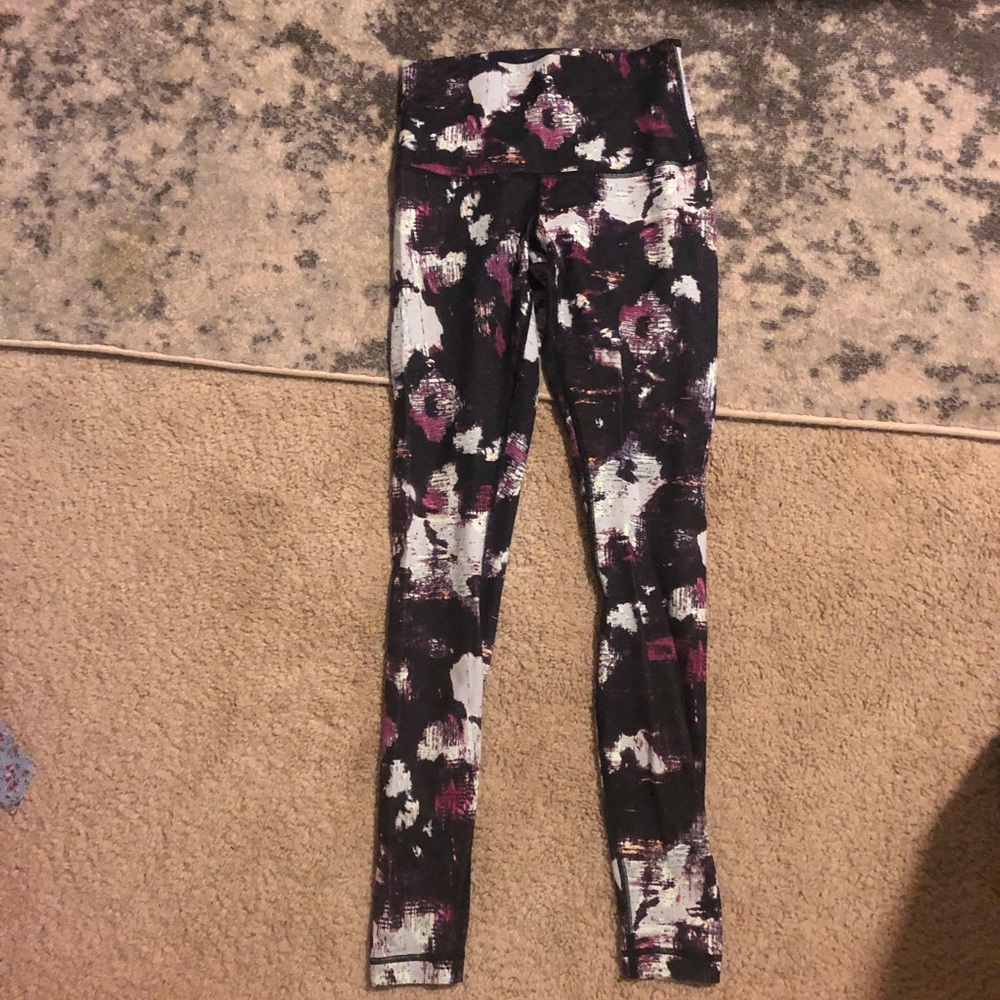 Lululemon high rise full length printed leggings